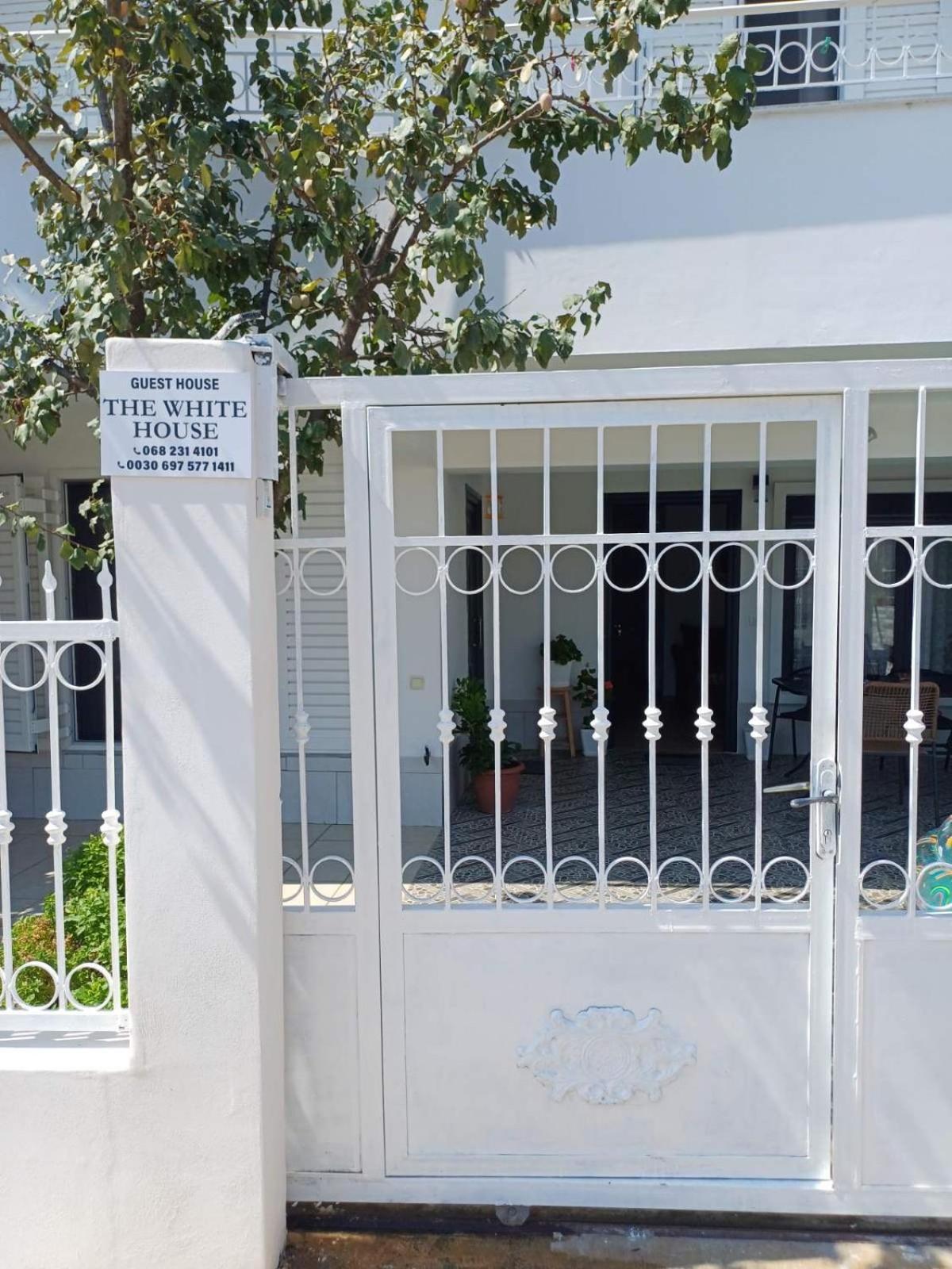 Appartamento The White House Divjake Esterno foto